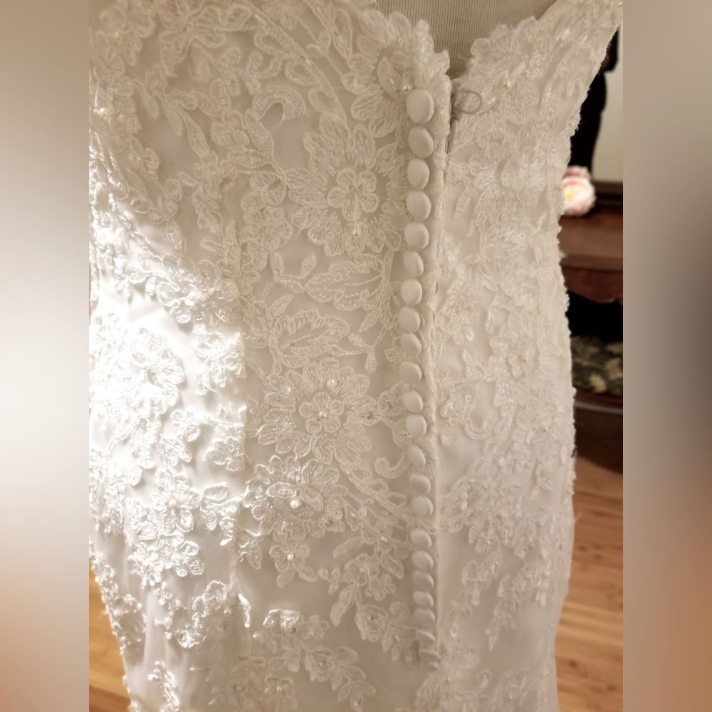 Morilee Mermaid Ivory Wedding Dress - Picture 7 of 15